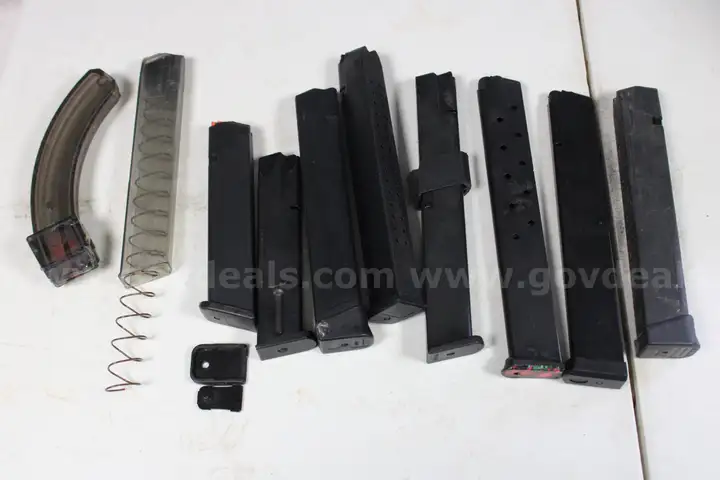Lot of (10) Magazines