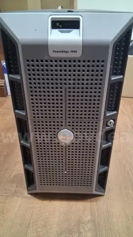 Dell Poweredge 1900 server