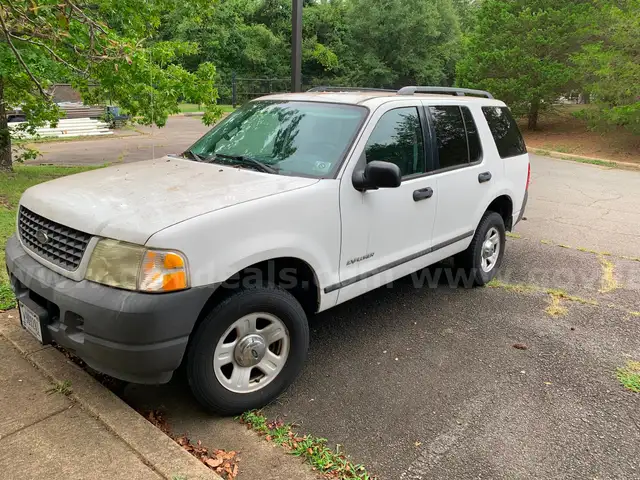 2004 Ford Explorer 4 x 4