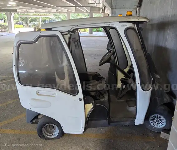 Club Car Villager-4 passenger Black &#x26; White
