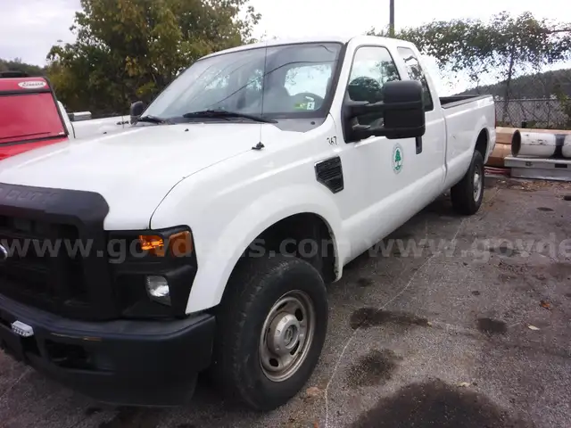 2010 Ford F-250 SD XL SuperCab 4WD