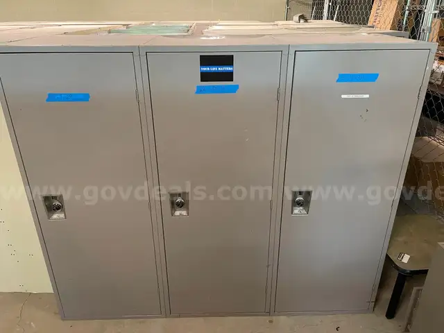 Set of 3 Lockers with built in combinations