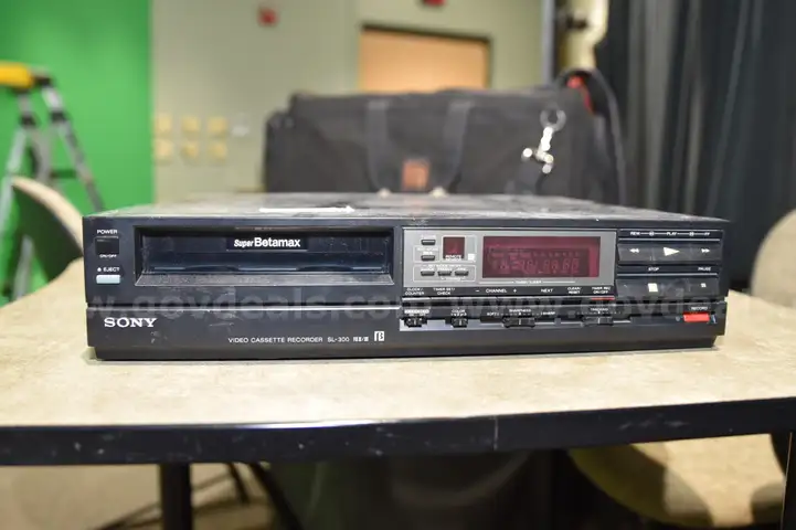 Sony Super Betamax Video Cassette Recorder SL-300