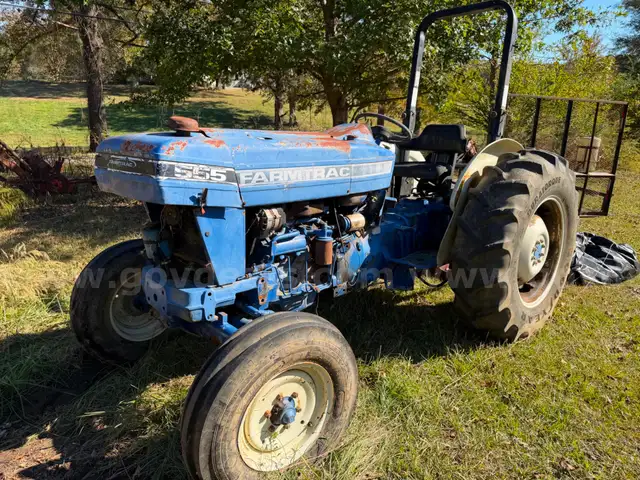 FarmTrac 555 Tractor