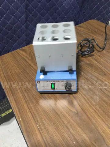 IKA WORKS VXR BASIC S1 VIBRAX SHAKER