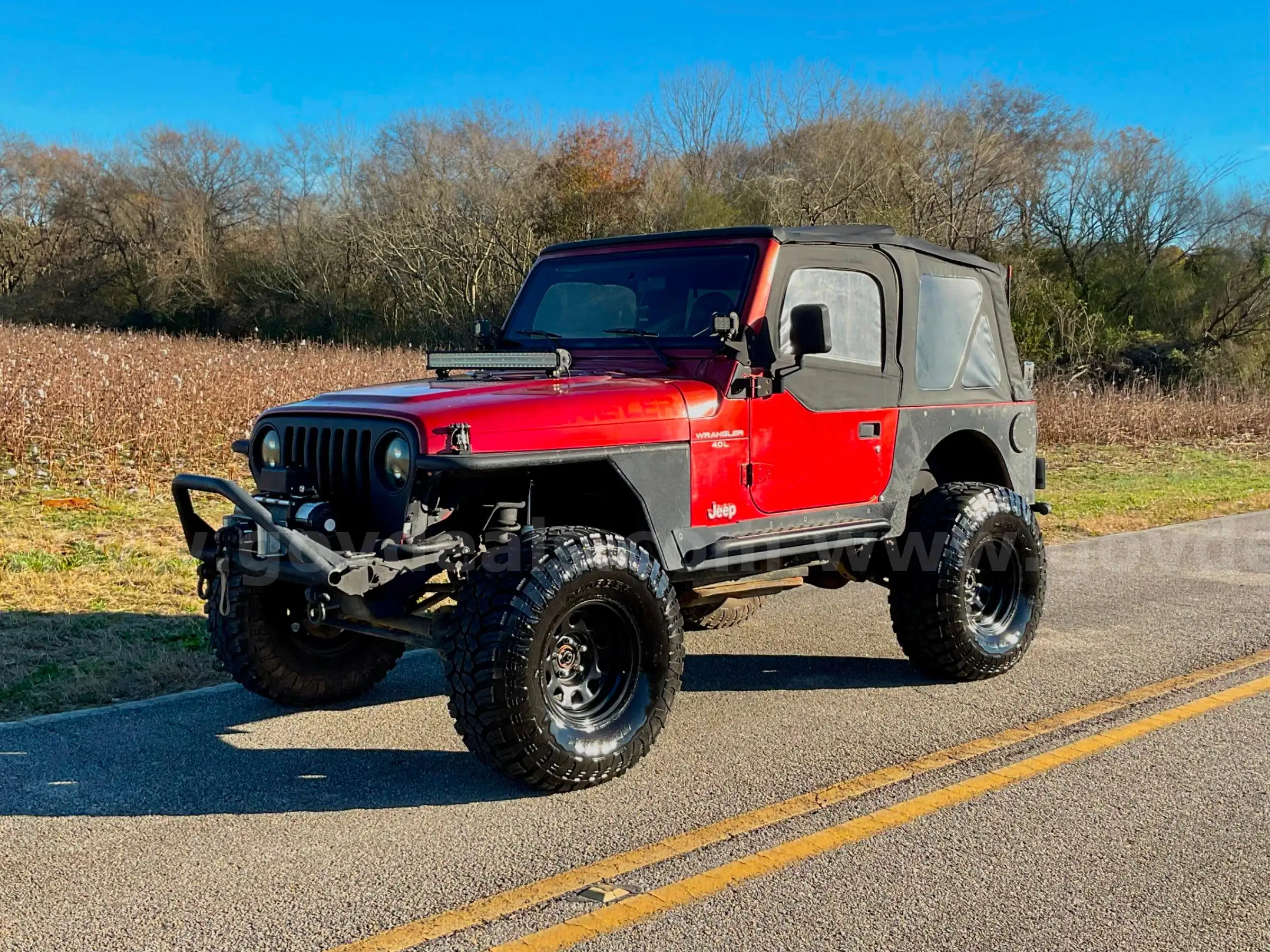 Photo of a 1998 Jeep Wrangler