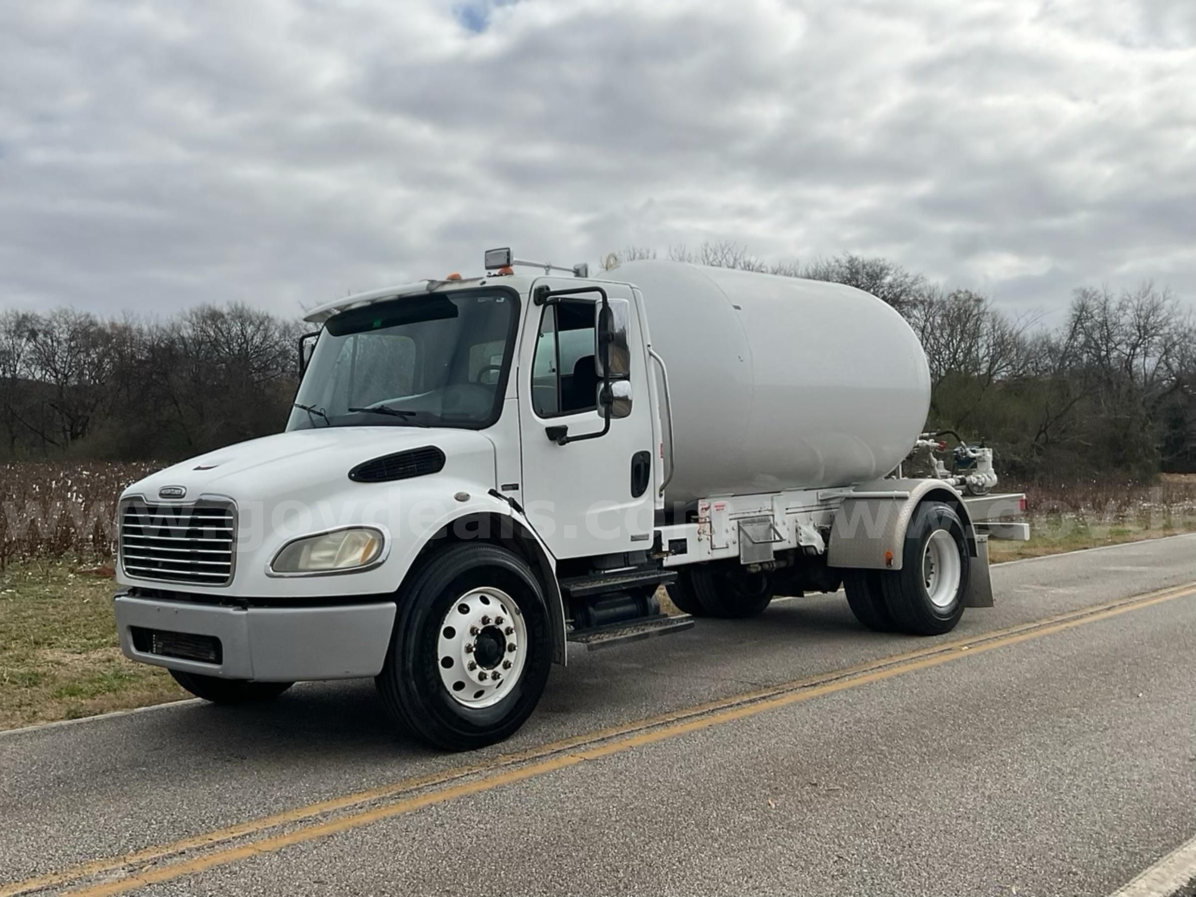 Photo of a 2007 Freightliner M2 106 Medium Duty