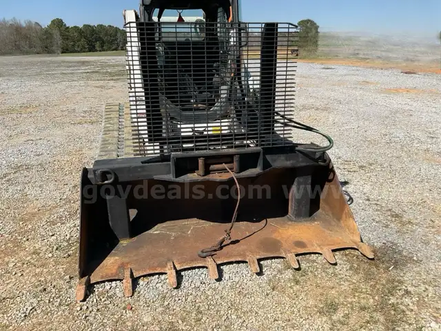 84&#x201D; HYDRAULIC WINCH BUCKET FOR A SKID STEER