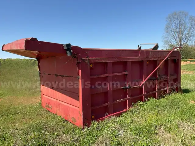 16&#x2019; Warren Dump Bed