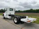 2001 Peterbilt 330 ( VIDEO ATTACHED)