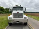 2001 Peterbilt 330 ( VIDEO ATTACHED)