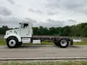 2001 Peterbilt 330 ( VIDEO ATTACHED)