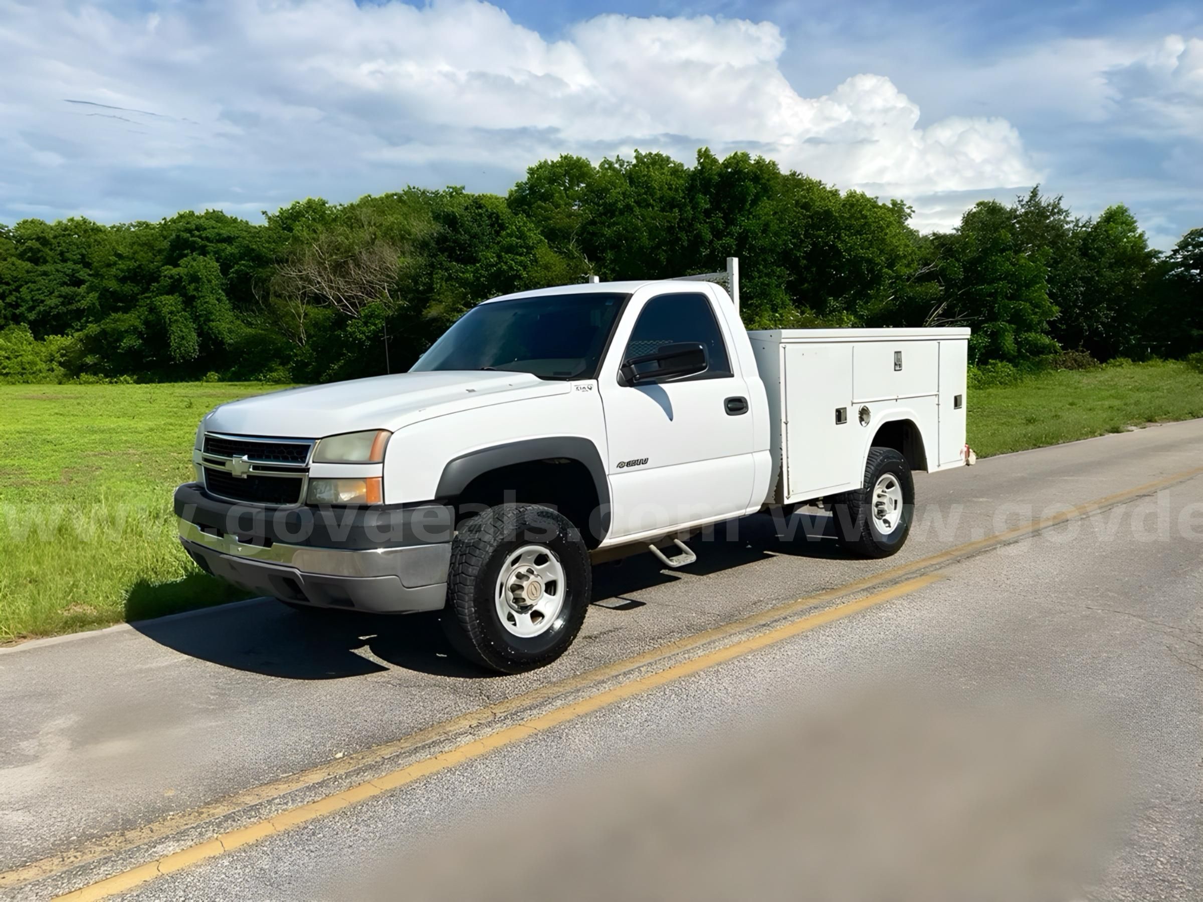 Photo of a 2007 Chevrolet Silverado Classic 3500