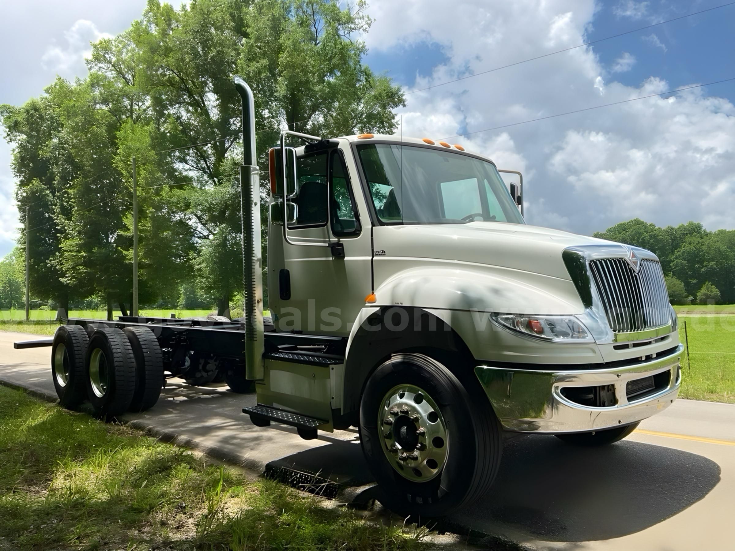 Photo of a 2016 International DuraStar 4400