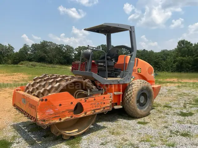 2012 Hamm TD2011L04W 66&#x201D; Vibratory Compactor ( VIDEO ATTACHED)