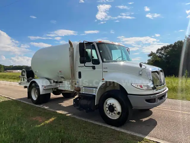 2012 International 4400 AUTOMATIC TRANSMISSION