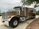 2010 Peterbilt 367 50 Ton Miller Wrecker/Tow Truck