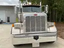 2010 Peterbilt 367 50 Ton Miller Wrecker/Tow Truck