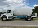 2016 Freightliner M2 106 Medium Duty Cummins/ Automatic
