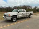 2004 GMC Sierra 2500HD SLE Ext. Cab Long Bed 2WD