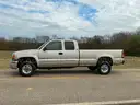 2004 GMC Sierra 2500HD SLE Ext. Cab Long Bed 2WD