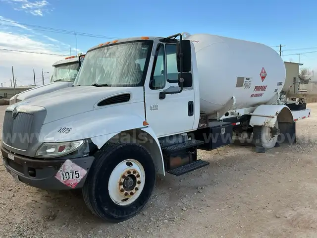 2002 International 4300