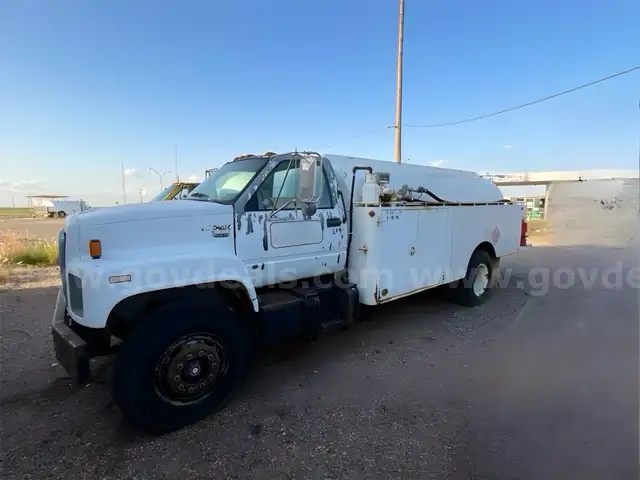 1991 Chevrolet C7H042 Fuel Tanker
