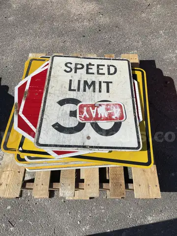 (30) mixed street signs Lot 1
