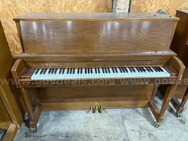 Piano (Baldwin)