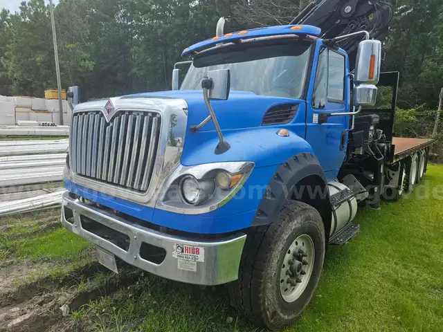 2016 International 7600 WorkStar Tri/A Boom Truck W/ Hiab XS 322 HiPro Knuckle Boom