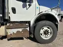 2015 Freightliner M2106 T/A w/ Cleasby Roofing Conveyor