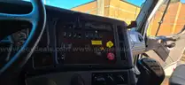 2015 Freightliner 114SD Tri/A Flatbed Truck w/ Hiab 322-E5 Knuckleboom