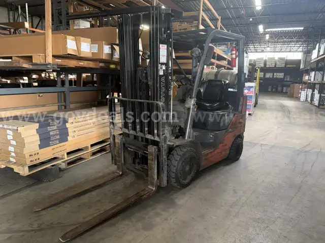 2012 Toyota 8FGCU25 Cushion Tire Forklift