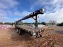 2006 Kenworth T800 T/A Flatbed w/ Cleasby Roofing Conveyor