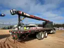 2006 Kenworth T800 T/A Flatbed w/ Cleasby Roofing Conveyor