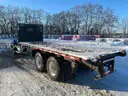 2015 Freightliner 114SD T/A Flatbed Truck