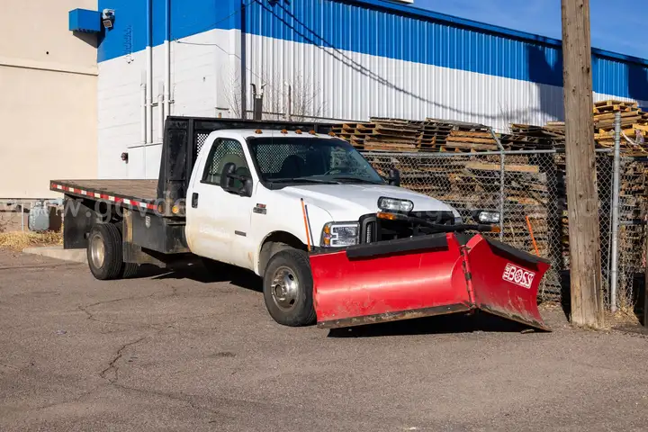2006 Ford F-350 4x4 Flatbed Dually w/ Boss Snow Plow