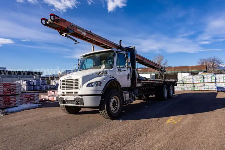 2014 Freightliner M2 106 T/A Flatbed w/Cleasby FBR-6-40 Roofing Conveyor