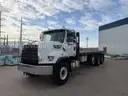 2013 Freightliner 108SD Tri/A Flatbed Truck