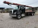 Cleasby DRRTH-6000 Roofing Conveyor on 2015 Freightliner 114SD T/A Flatbed Truck
