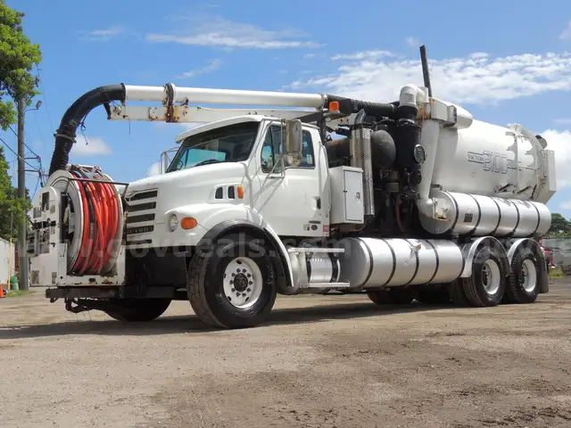 2007 STERLING LT7500 WITH VACTOR 2112 COMBINATION VACUUM TRUCK **(91) PHOTOS**
