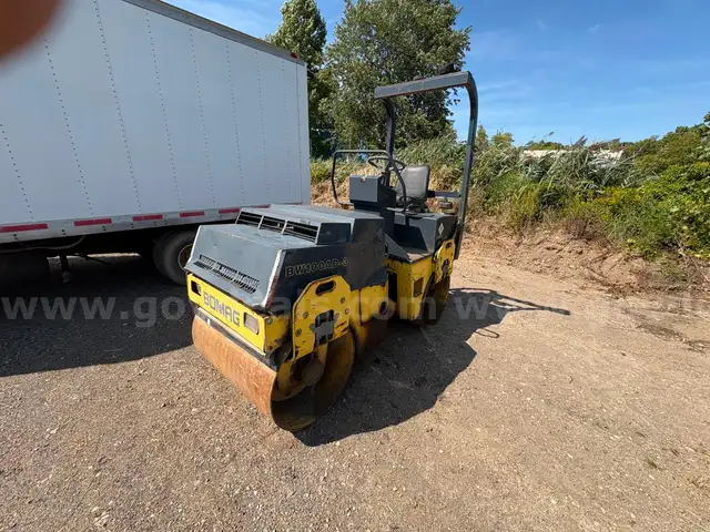 1999 Bomag BW 100 AD-3 Tandem Vibratory Compactor (Nonoperational)