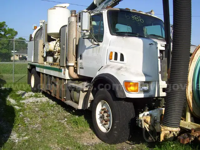 2007 Sterling L7500