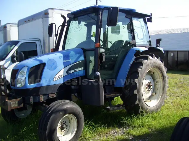 2007 NEW HOLLAND TRACTOR