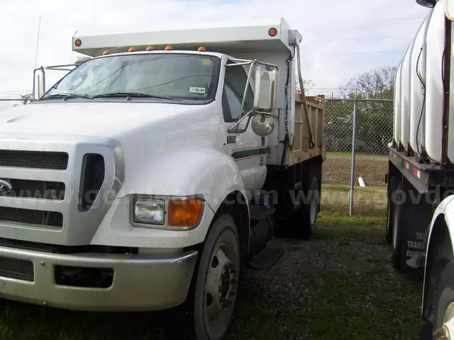 2013 Ford F-750