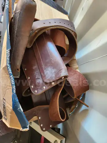 Flat head axe scabbards