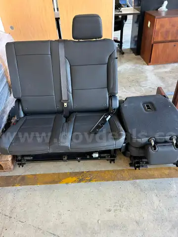 Vehicle Seats -- Ford &#x26; Chevy