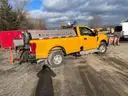 2017 Ford F-350 SD - Pickup truck with Snow Plow and Sander