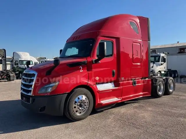 2019 Freightliner Cascadia SLEEPER 6X4