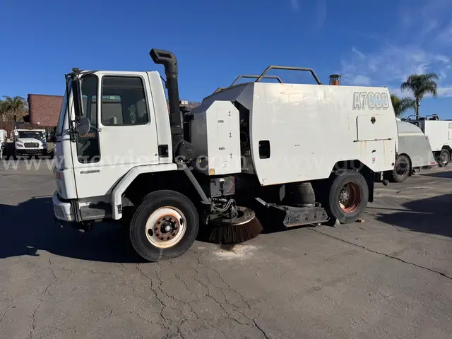 2007 Schwarze A7000 CNG Street Sweeper